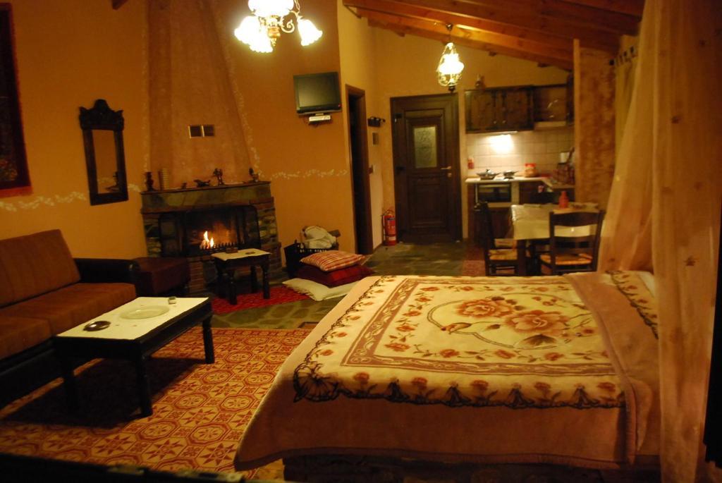 Tzivaeri Otel Likodhrómion Oda fotoğraf