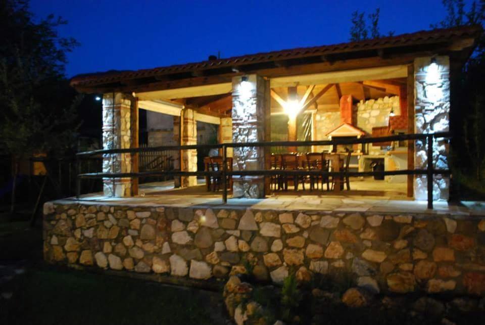 Tzivaeri Otel Likodhrómion Dış mekan fotoğraf